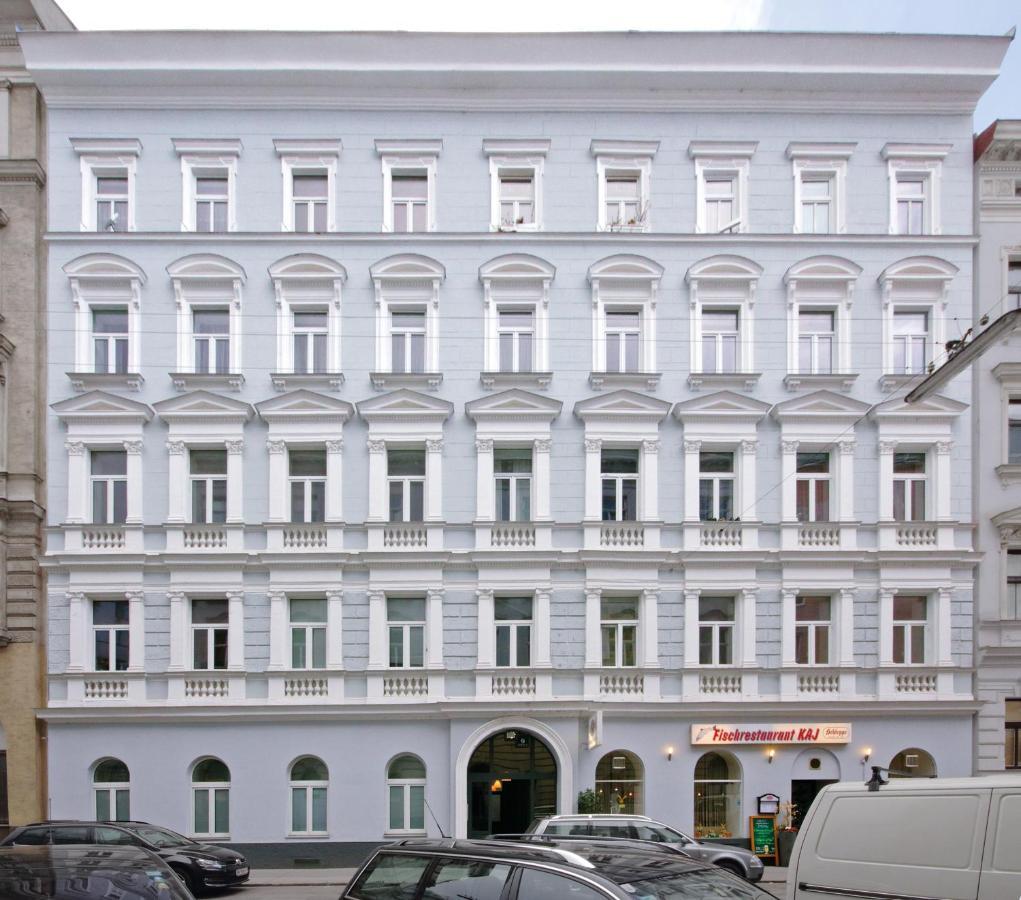 Herzlich Willkommen - Kuess Die Hand Wien Eksteriør bilde